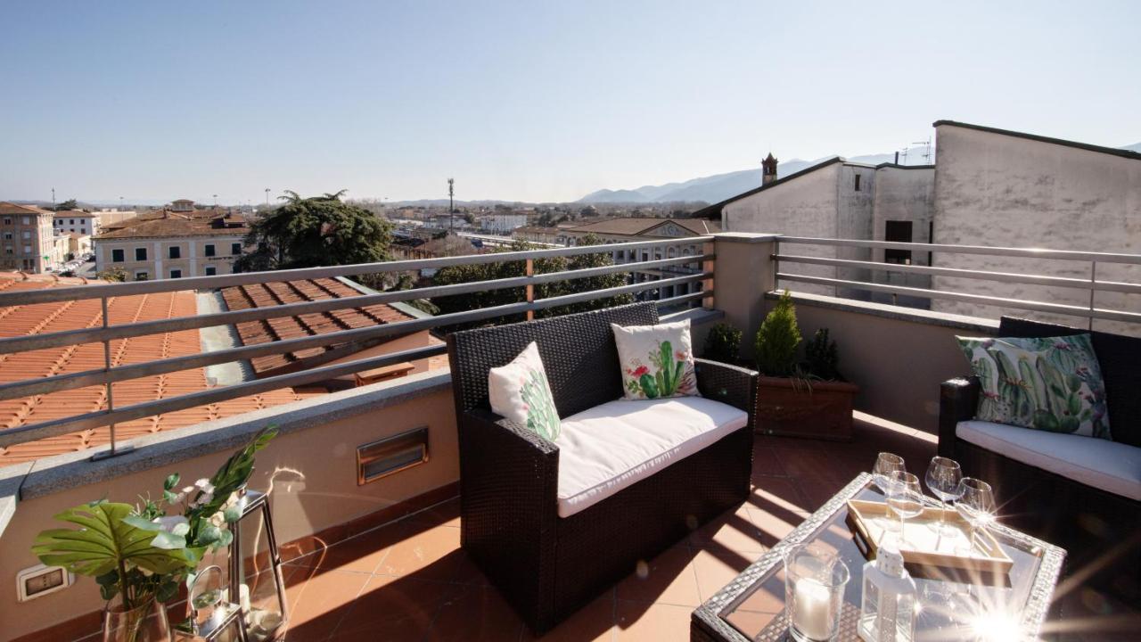 Rooftop Delight With Terrace Lucca Exteriör bild