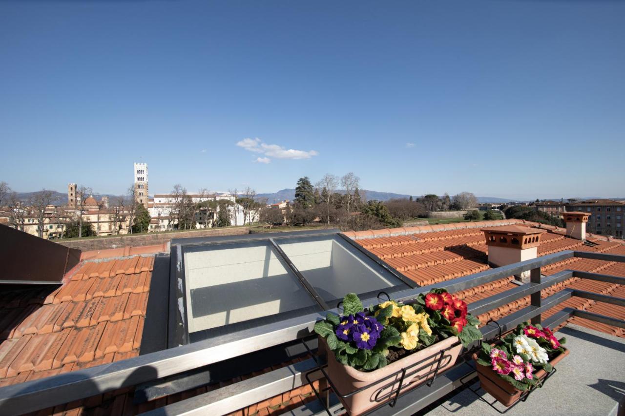 Rooftop Delight With Terrace Lucca Exteriör bild