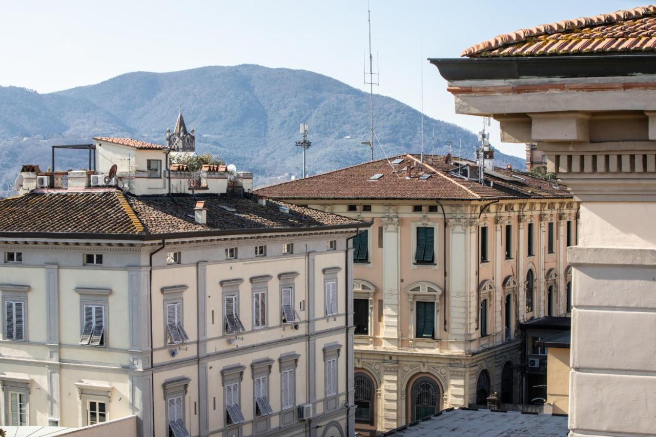 Rooftop Delight With Terrace Lucca Exteriör bild