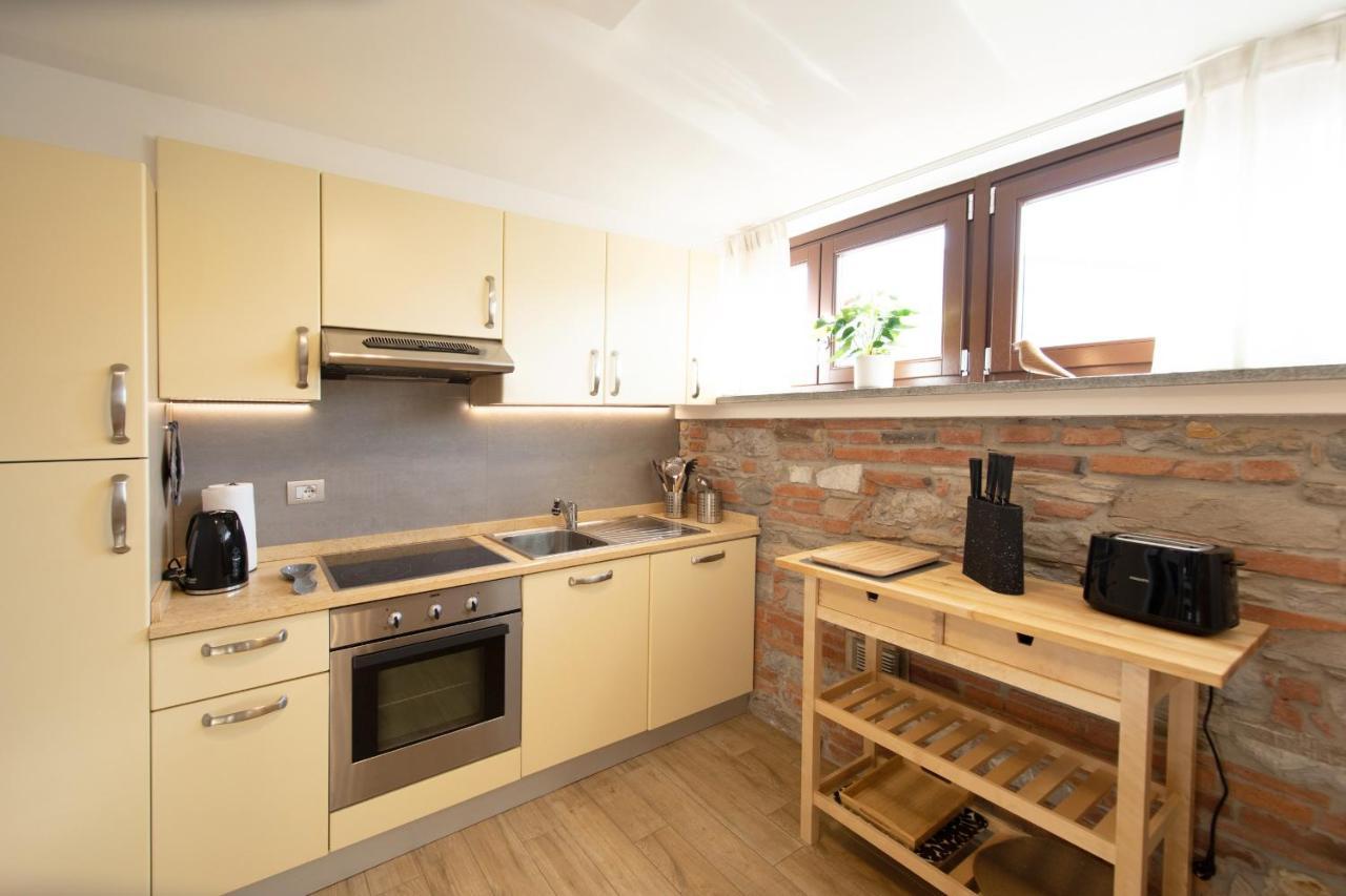 Rooftop Delight With Terrace Lucca Exteriör bild