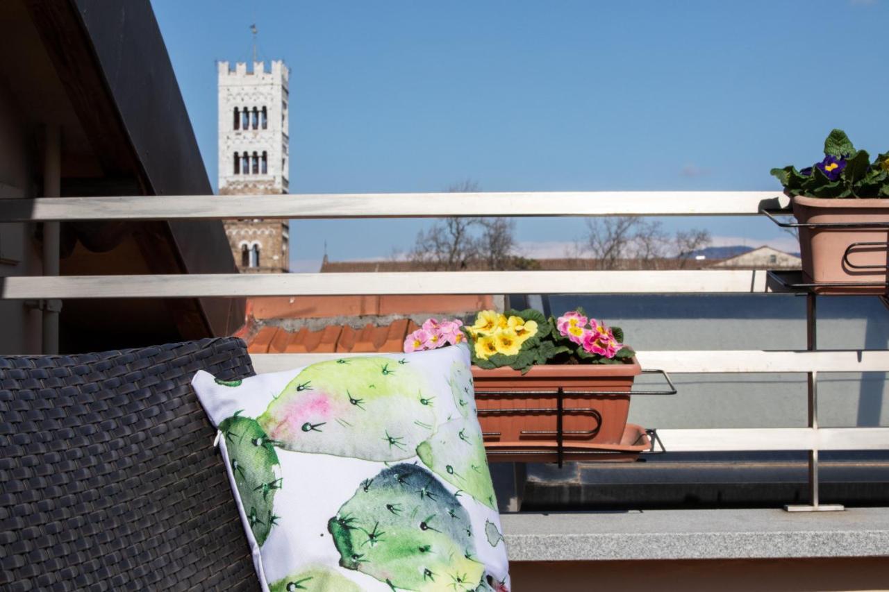 Rooftop Delight With Terrace Lucca Exteriör bild
